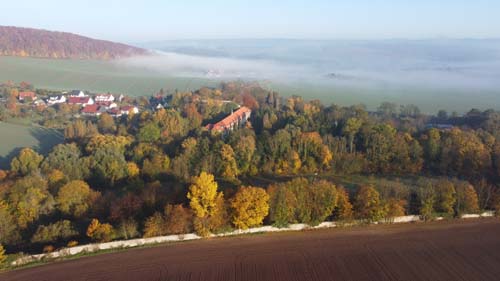 Luftbild Kloster Gerode mit Klostermauer